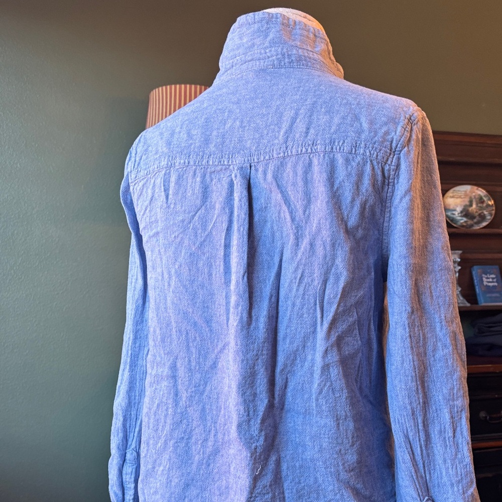 BeachLunchLounge blue button down - image 6